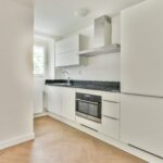 ganar amplitud con el color en cocinas pequeñas