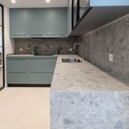 cocina en mobiliario en verde HOME