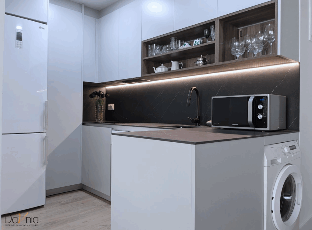 cocina pequeña con península 1