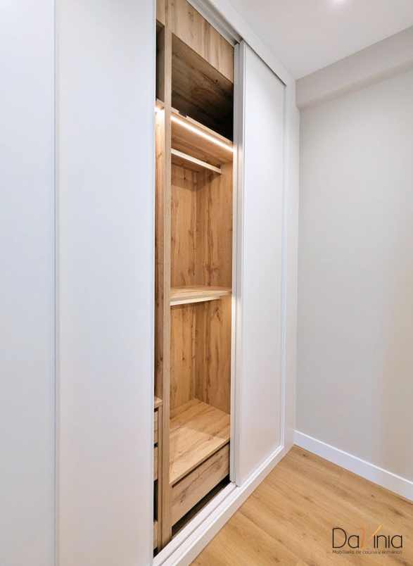 vestidor laminado en madera