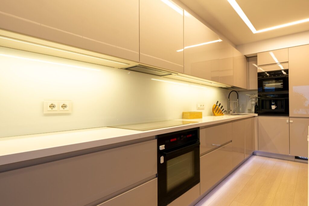 diseñar una cocina estrecha