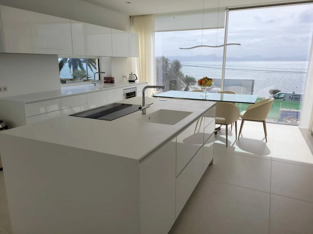 cocina luminosa